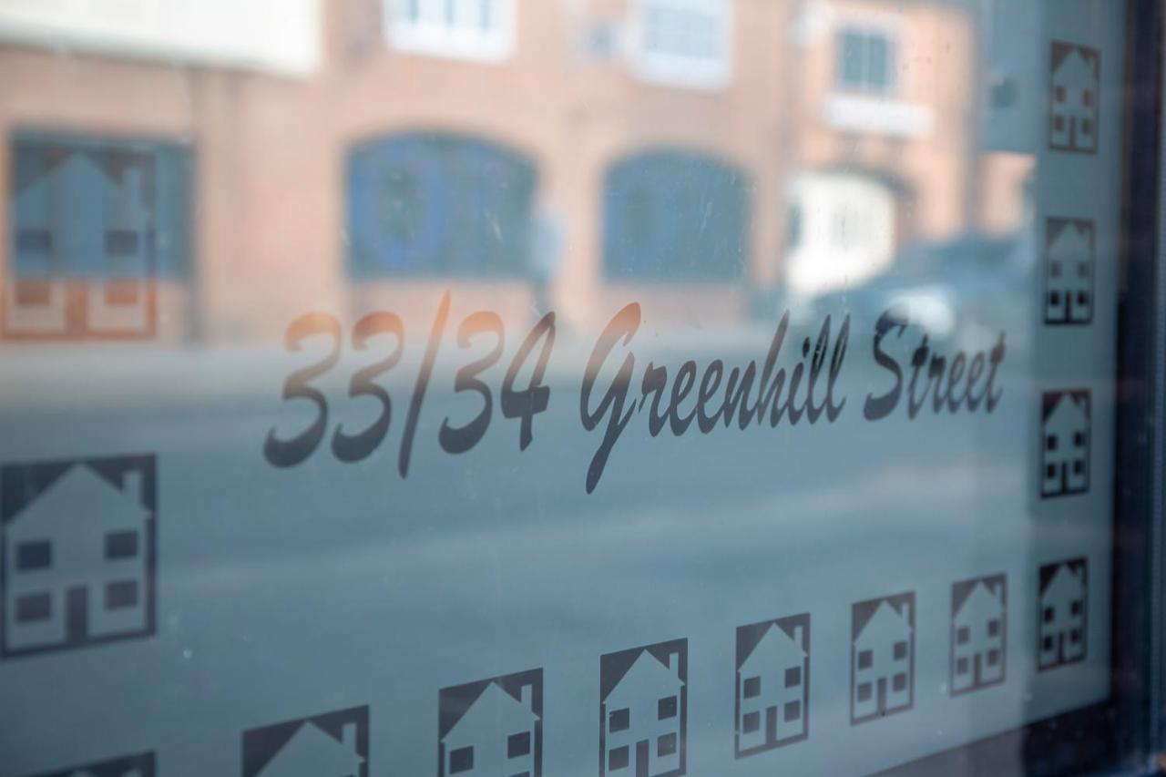 Modern Townhouse Apartment With Free Parking And Wifi Stratford-upon-Avon Ngoại thất bức ảnh