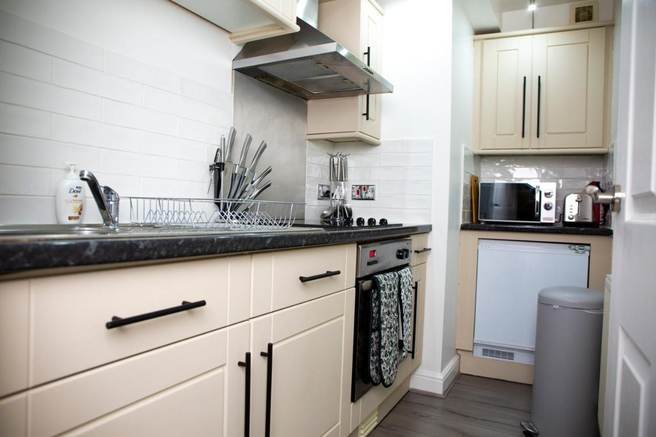 Modern Townhouse Apartment With Free Parking And Wifi Stratford-upon-Avon Ngoại thất bức ảnh