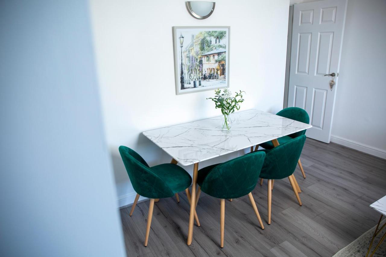 Modern Townhouse Apartment With Free Parking And Wifi Stratford-upon-Avon Ngoại thất bức ảnh