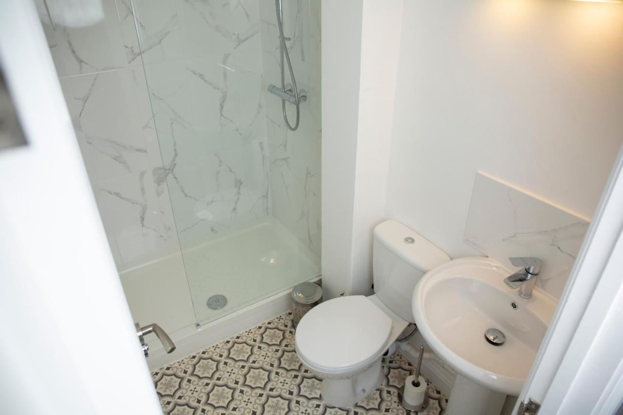 Modern Townhouse Apartment With Free Parking And Wifi Stratford-upon-Avon Ngoại thất bức ảnh