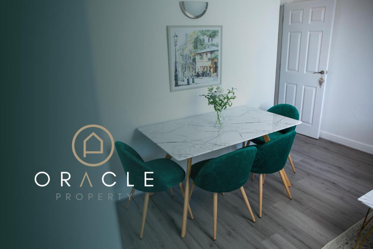 Modern Townhouse Apartment With Free Parking And Wifi Stratford-upon-Avon Ngoại thất bức ảnh